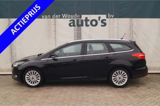 Ford Focus (2018) thumbnail 1