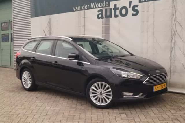 Ford Focus (2018) thumbnail 4