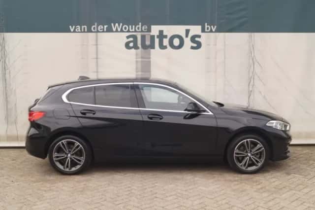 BMW 1-Serie (2024) thumbnail 2