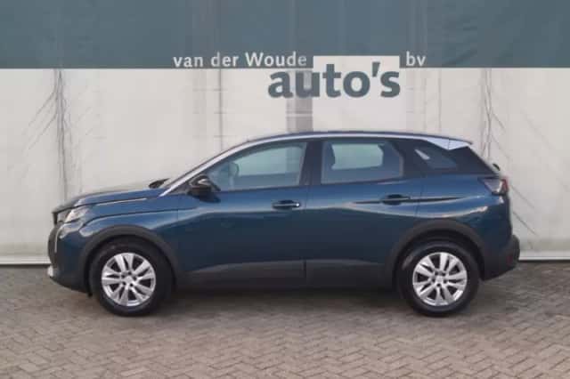 Peugeot 3008 (2022) thumbnail 1