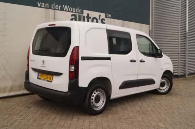 Peugeot Partner (2021) thumbnail 5