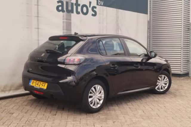 Peugeot 208 (2022) thumbnail 5