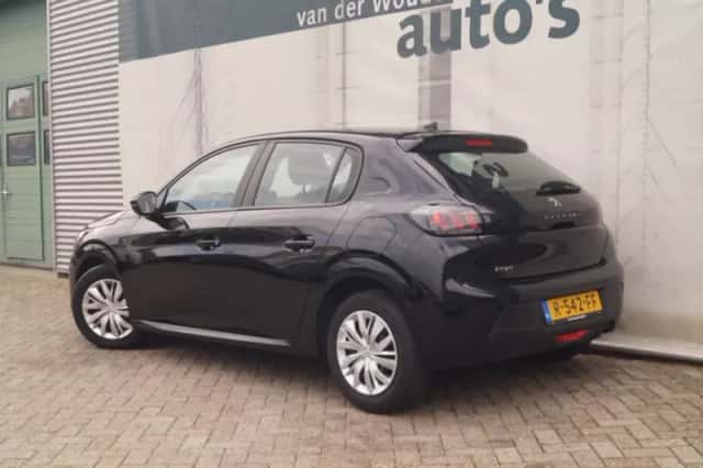 Peugeot 208 (2022) thumbnail 6