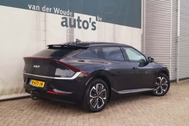 Kia EV6 (2022) thumbnail 6
