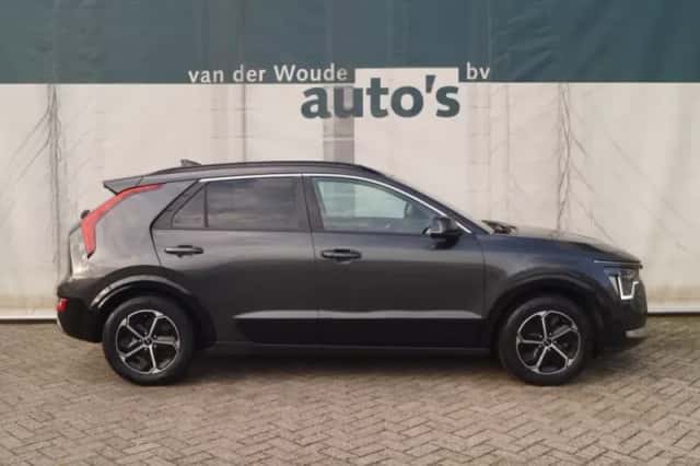 Kia Niro (2022) thumbnail 2
