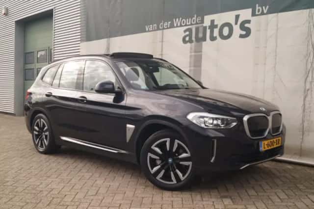 BMW iX3 (2021) thumbnail 5