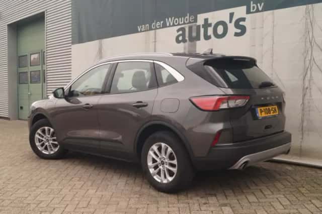 Ford Kuga (2022) thumbnail 5