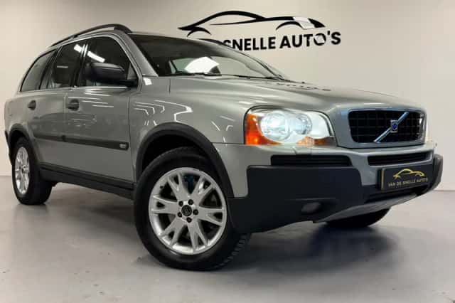 Volvo XC90 (2003) thumbnail 2