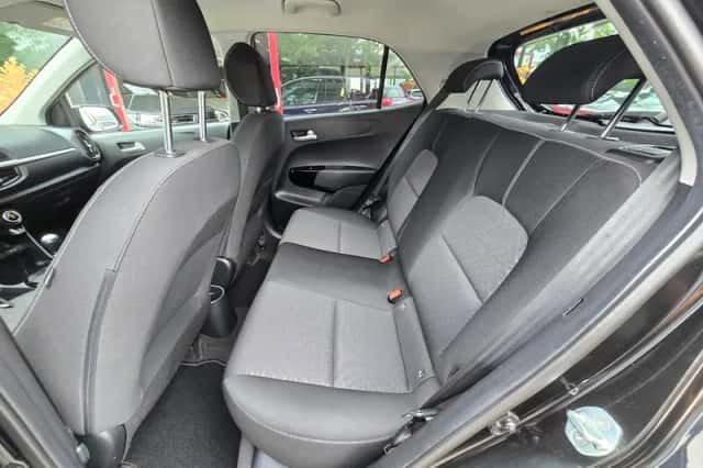 Kia Picanto (2022) thumbnail 5