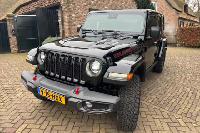Jeep Wrangler (2024) thumbnail 4