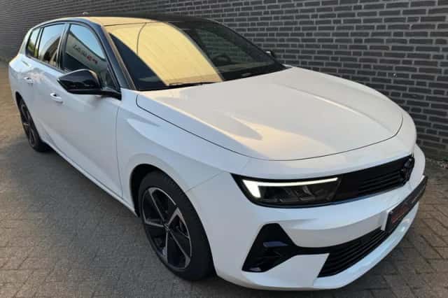 Opel Astra (2025) thumbnail 2