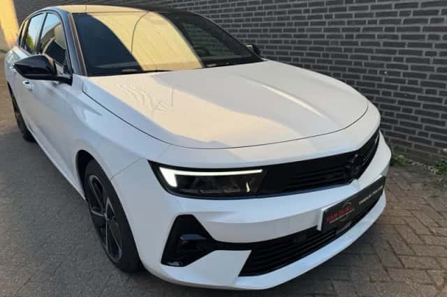 Opel Astra (2025) thumbnail 4