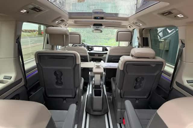 Volkswagen Multivan (2023) thumbnail 4