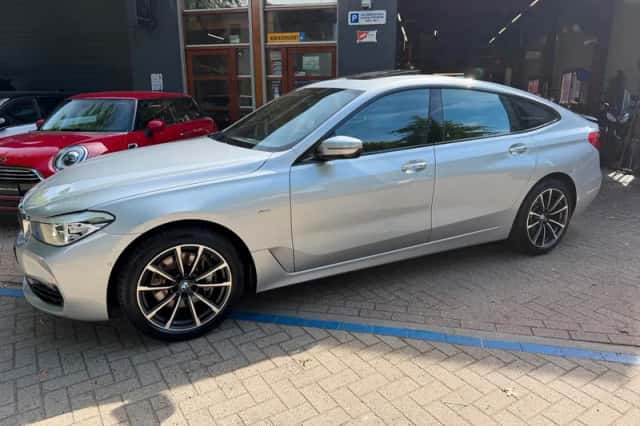 BMW 6-Serie (2019) thumbnail 1