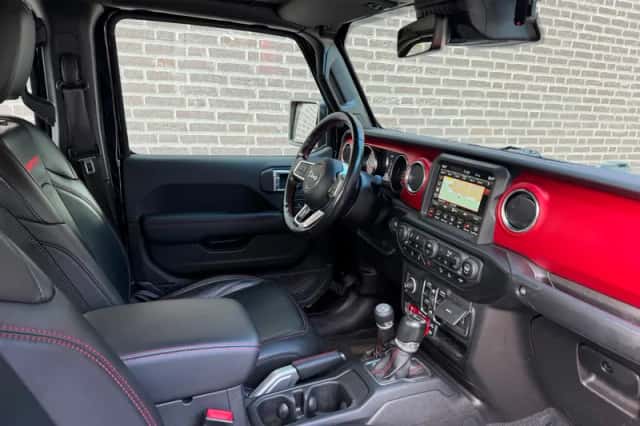 Jeep Gladiator (2022) thumbnail 4