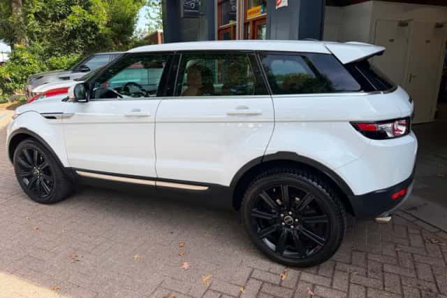 Land Rover Range Rover Evoque (2013) thumbnail 6