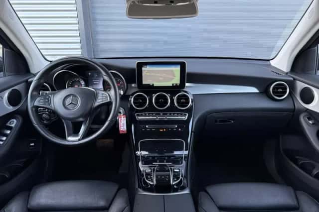 Mercedes-Benz GLC-Klasse (2016) thumbnail 6