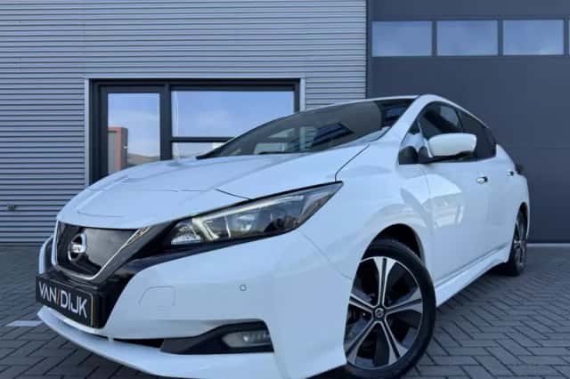 Nissan Leaf (2020) thumbnail 3