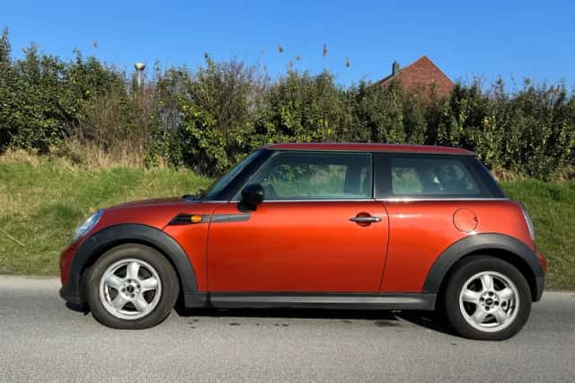 MINI One (2010) thumbnail 4