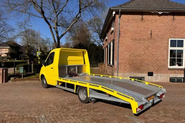 Mercedes-Benz Sprinter (2024) thumbnail 6