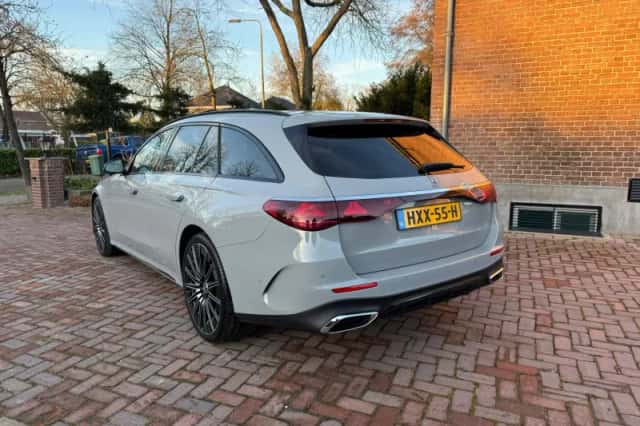 Mercedes-Benz E-Klasse (2024) thumbnail 4