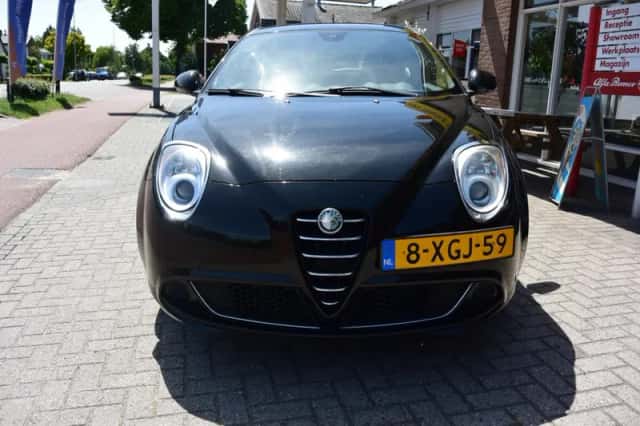 Alfa Romeo MiTo (2009) thumbnail 2