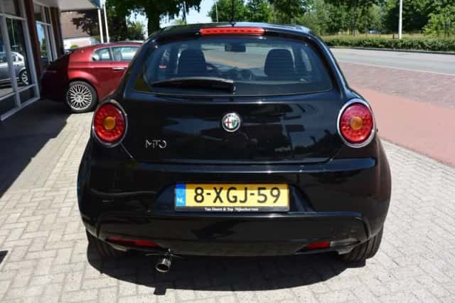 Alfa Romeo MiTo (2009) thumbnail 4