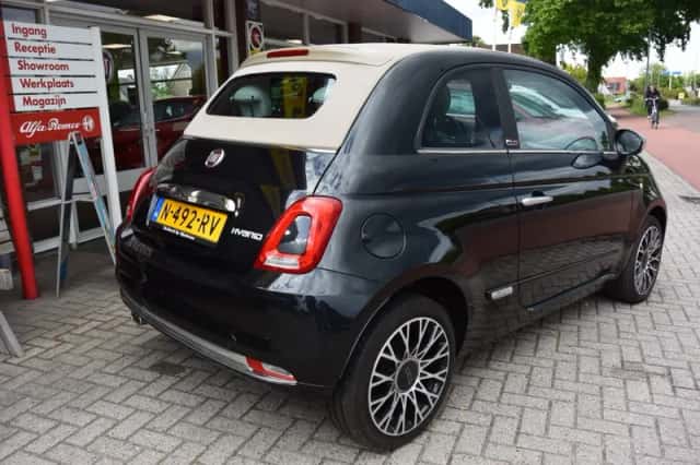 Fiat 500C (2021) thumbnail 4