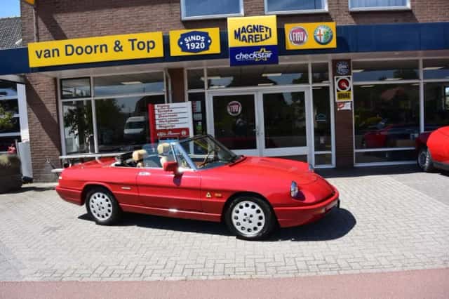 Alfa Romeo Spider (1991) thumbnail 1