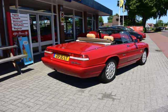 Alfa Romeo Spider (1991) thumbnail 4