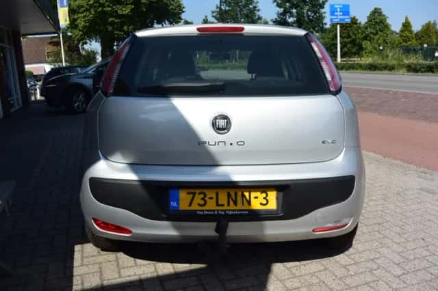 Fiat Punto (2010) thumbnail 5