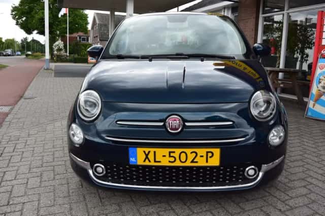 Fiat 500 (2019) thumbnail 2