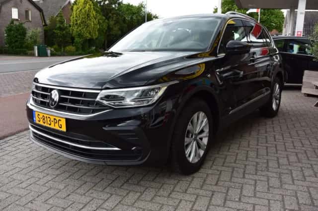 Volkswagen Tiguan (2023) thumbnail 6
