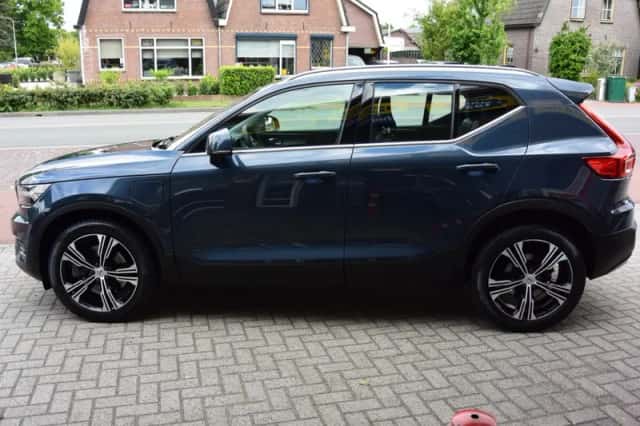 Volvo XC40 (2022) thumbnail 6