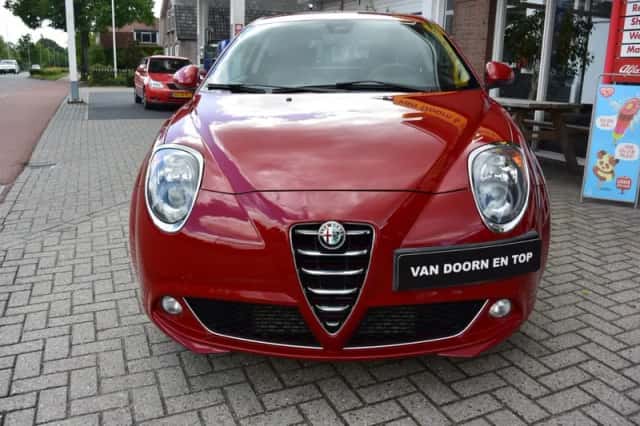 Alfa Romeo MiTo (2014) thumbnail 2