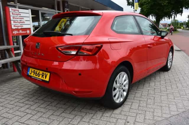 SEAT Leon (2014) thumbnail 3