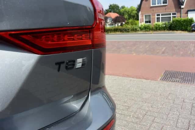 Volvo V60 (2019) thumbnail 6