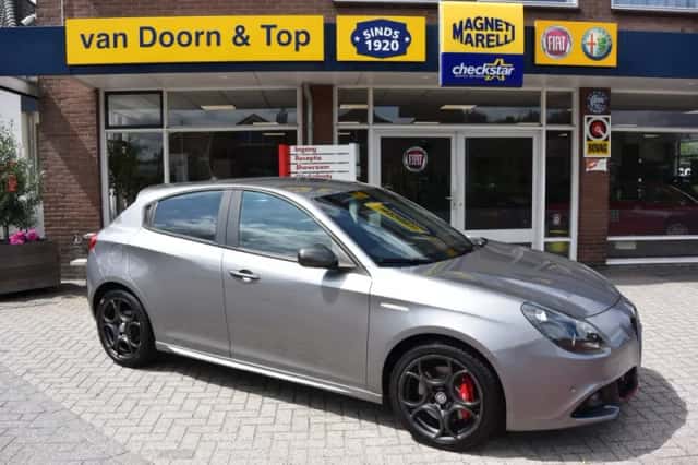 Alfa Romeo Giulietta (2019) thumbnail 1