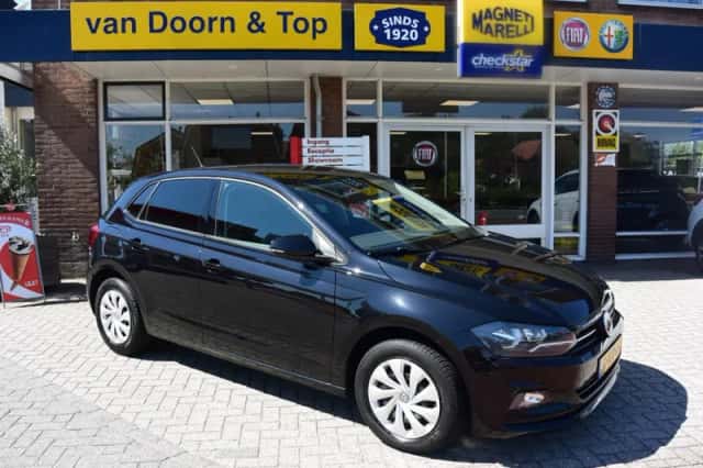 Volkswagen Polo (2019) thumbnail 1