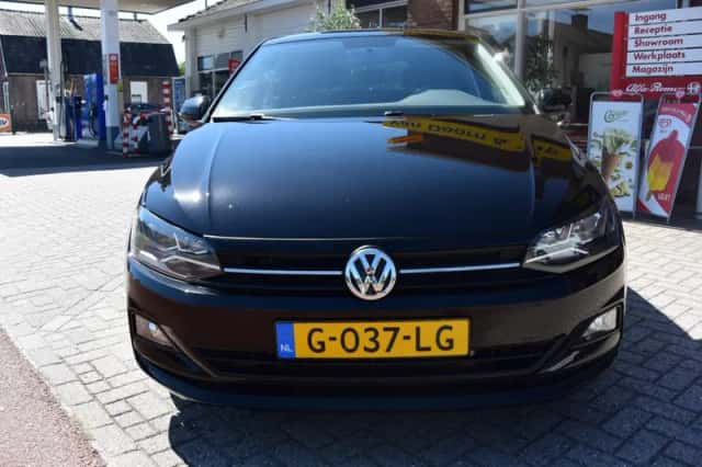 Volkswagen Polo (2019) thumbnail 2