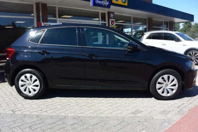 Volkswagen Polo (2019) thumbnail 4