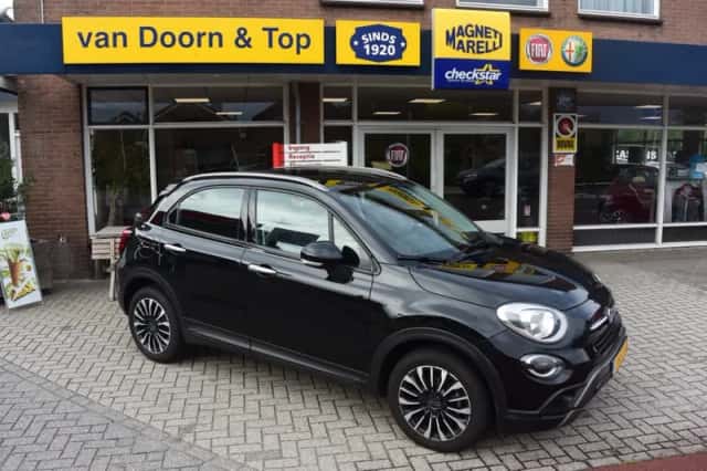 Fiat 500X (2021) thumbnail 1