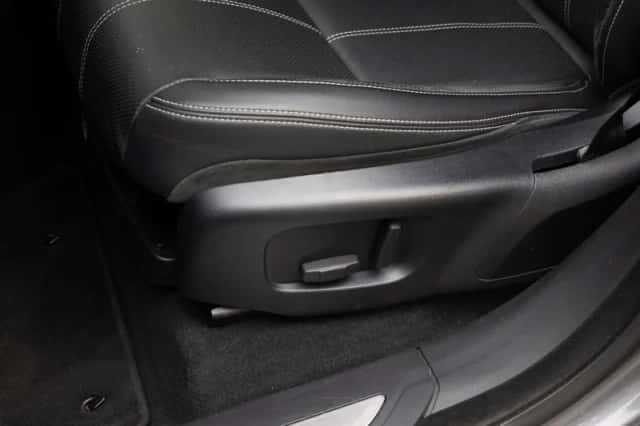 Land Rover Range Rover Velar (2018) thumbnail 6
