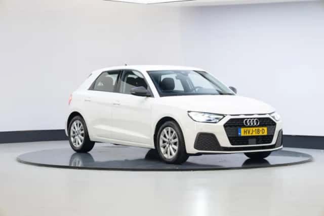 Audi A1 (2024) thumbnail 1