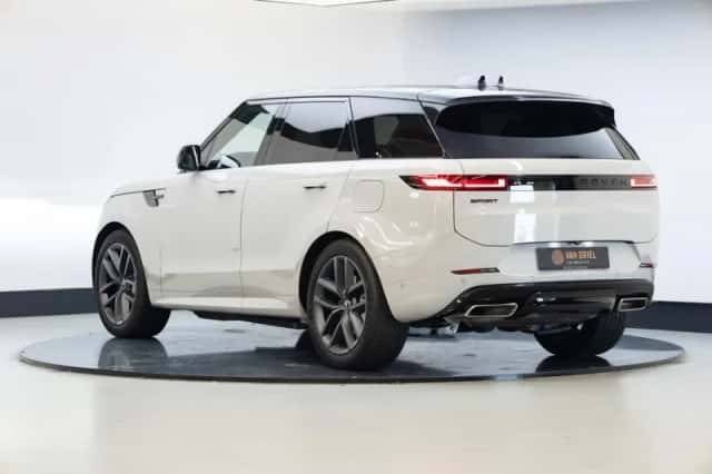 Land Rover Range Rover Sport (2025) thumbnail 2