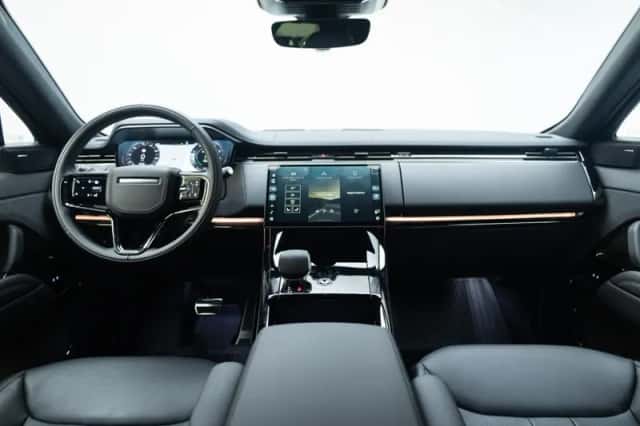 Land Rover Range Rover Sport (2025) thumbnail 4