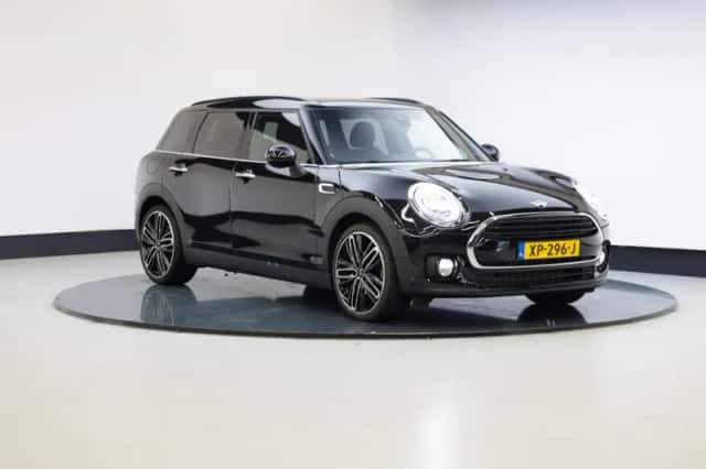 MINI Clubman (2019) thumbnail 1