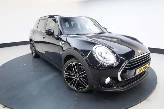 MINI Clubman (2019) thumbnail 3