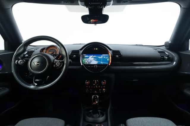 MINI Clubman (2019) thumbnail 4