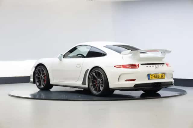 Porsche 911 (2014) thumbnail 2